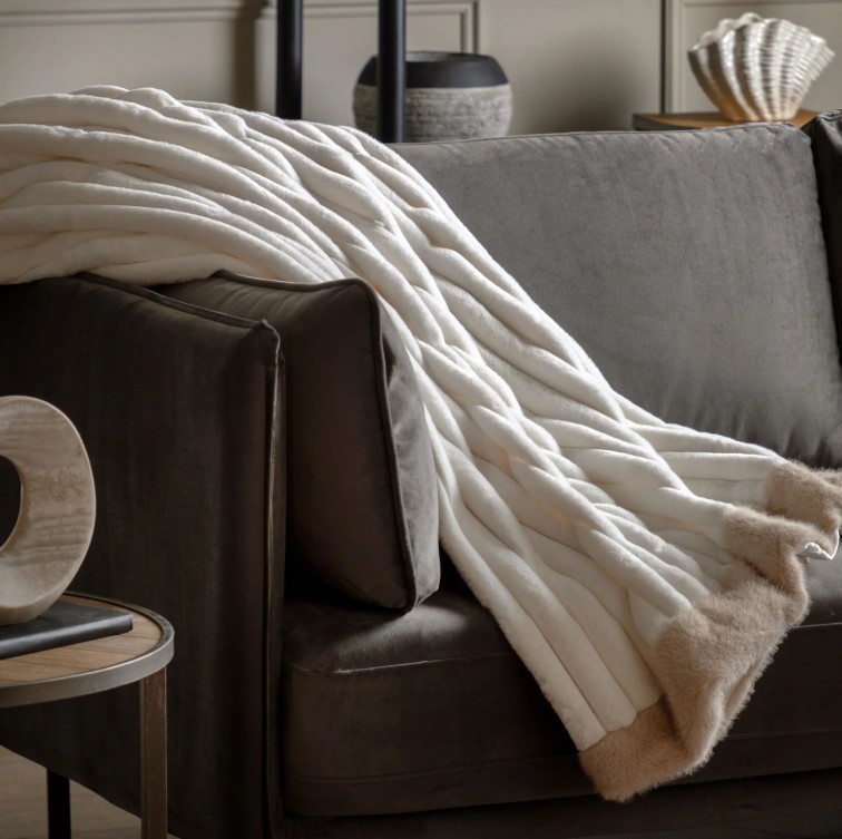 Whinfell Luxury Faux Fur Cream Throw
