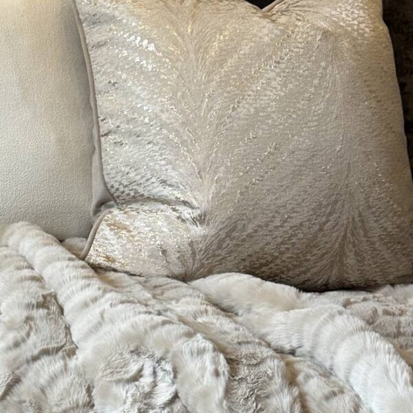 Sonata Cushion with feather insert