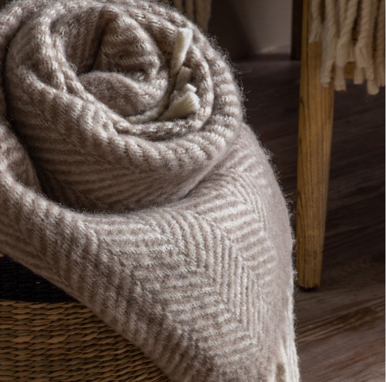 Wool Throw Taupe - Image 4